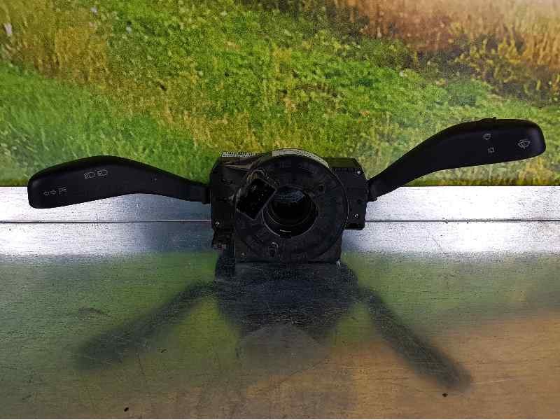 Recambio de com 2000 para volkswagen polo (9n1) highline referencia OEM IAM 203257ATW 6Q0953503AD 