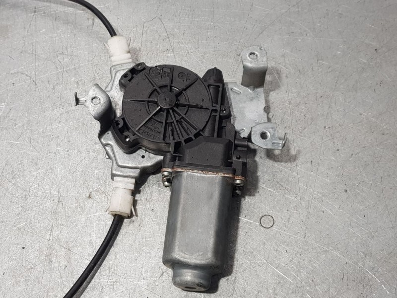 Recambio de elevalunas trasero derecho para nissan qashqai+2 (jj10) tekna referencia OEM IAM 82700EY11A  ELECTRICO 2 PINS