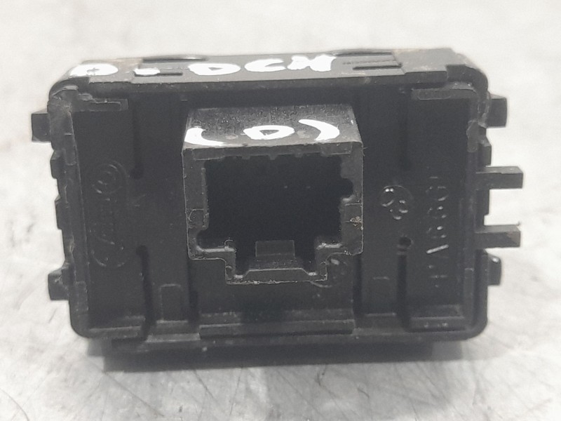 Recambio de mando elevalunas delantero derecho para renault kadjar (ha_, hl_) 1.5 blue dci 115 referencia OEM IAM 254119716R  