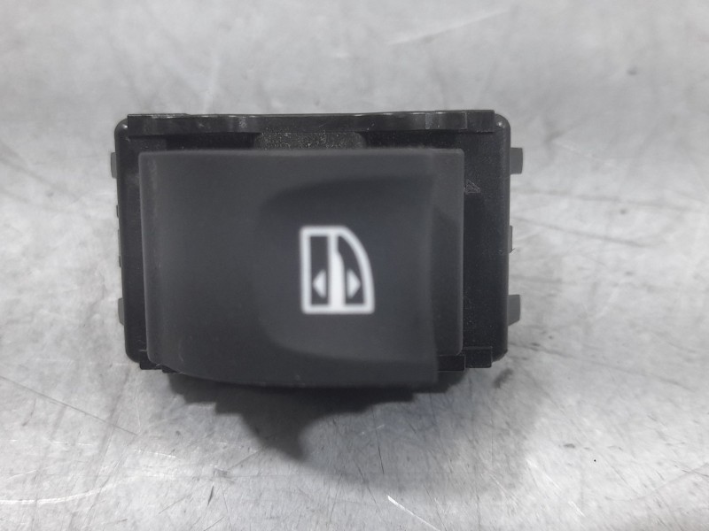 Recambio de mando elevalunas trasero derecho para renault kadjar (ha_, hl_) 1.5 blue dci 115 referencia OEM IAM 254119716R  