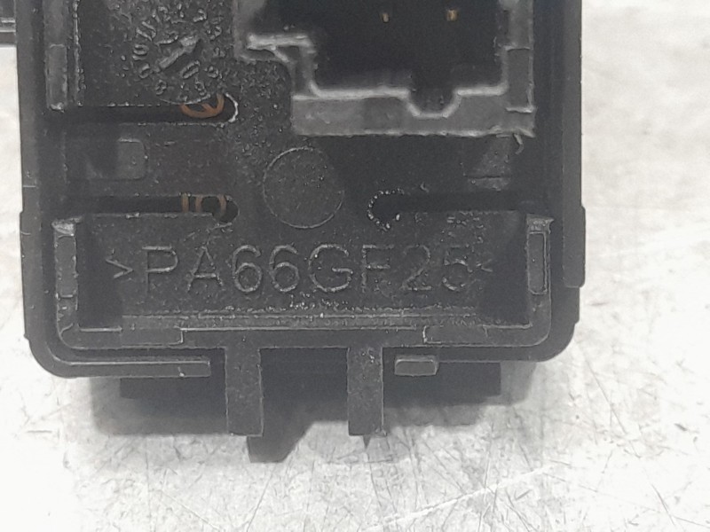 Recambio de mando elevalunas trasero derecho para renault kadjar (ha_, hl_) 1.5 blue dci 115 referencia OEM IAM 254119716R  