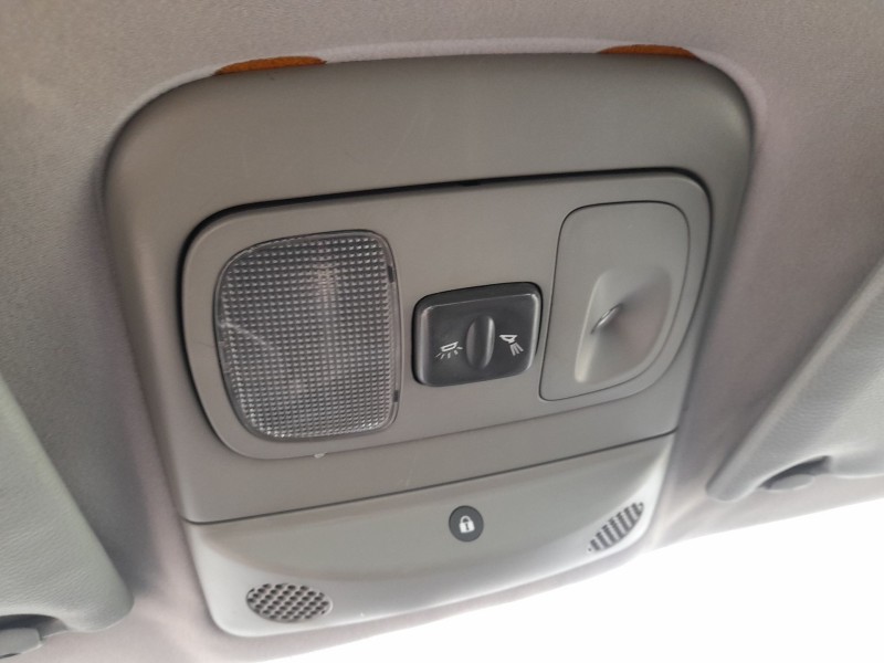 Recambio de luz interior para renault scénic i monospace (ja0/1_, fa0_) 1.9 dci rx4 referencia OEM IAM 7700433411  