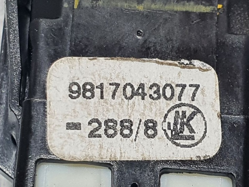 Recambio de warning para citroën berlingo start m referencia OEM IAM 9817043077  