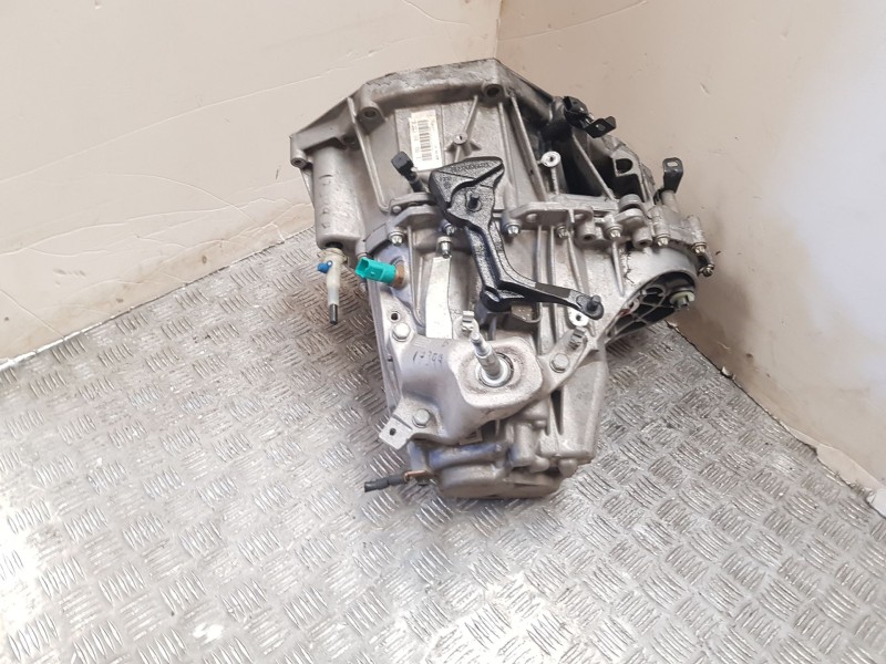 Recambio de caja cambios para renault kadjar (ha_, hl_) 1.5 blue dci 115 referencia OEM IAM TL6003 320104881R S044954 6 Velocida