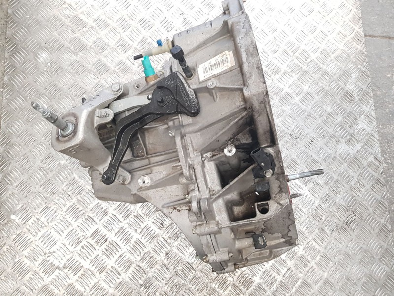 Recambio de caja cambios para renault kadjar (ha_, hl_) 1.5 blue dci 115 referencia OEM IAM TL6003 320104881R S044954 6 Velocida
