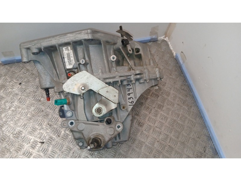 Recambio de caja cambios para dacia duster ii prestige referencia OEM IAM TL4355 6 VELOCIDADES B071104 