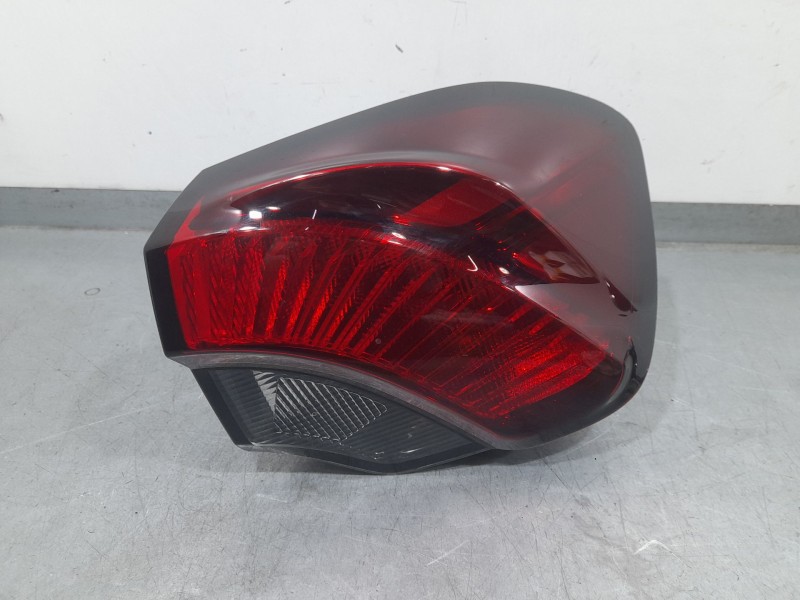 Recambio de piloto trasero derecho exterior para fiat tipo hatchback (356_, 357_) 1.6 d (356hxg1b, 356hxg11) referencia OEM IAM 