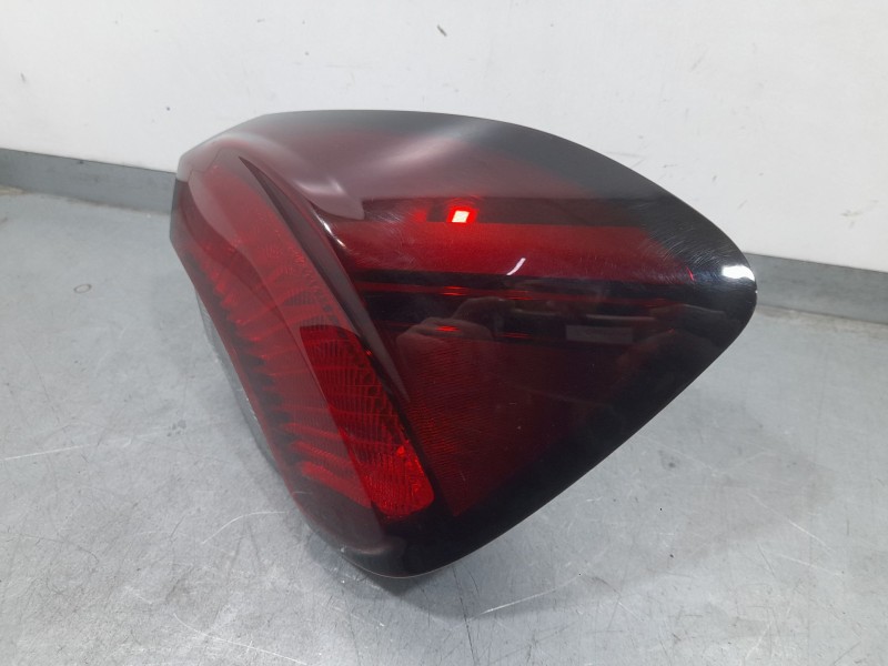 Recambio de piloto trasero derecho exterior para fiat tipo hatchback (356_, 357_) 1.6 d (356hxg1b, 356hxg11) referencia OEM IAM 