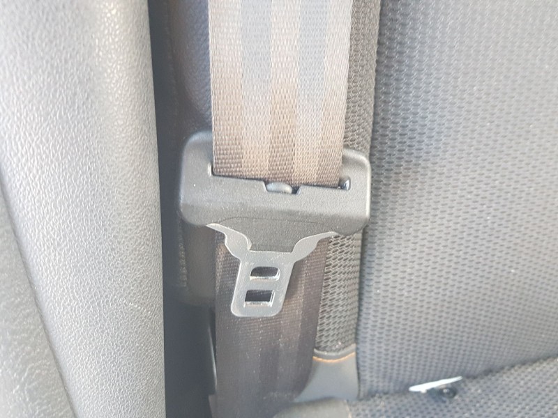 Recambio de cinturon seguridad trasero derecho para dacia duster (hs_) 1.5 dci referencia OEM IAM 8200751262  