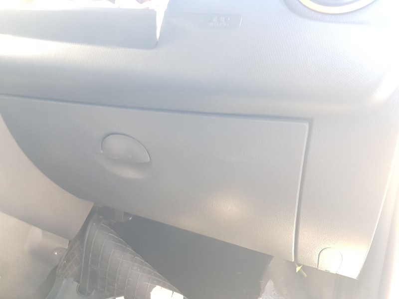 Recambio de guantera para dacia duster (hs_) 1.5 dci referencia OEM IAM   