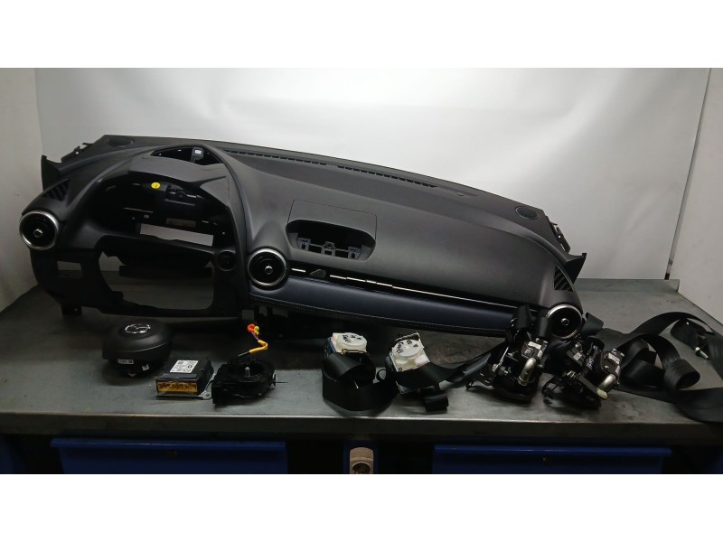 Recambio de kit airbag para mazda 2 hatchback (dl, dj) 1.5 skyactiv-g referencia OEM IAM DG7N57K00A02  DG7N57K00A02 CONDUCTOR DA