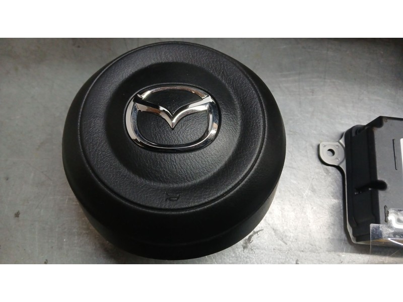 Recambio de kit airbag para mazda 2 hatchback (dl, dj) 1.5 skyactiv-g referencia OEM IAM DG7N57K00A02  DG7N57K00A02 CONDUCTOR DA