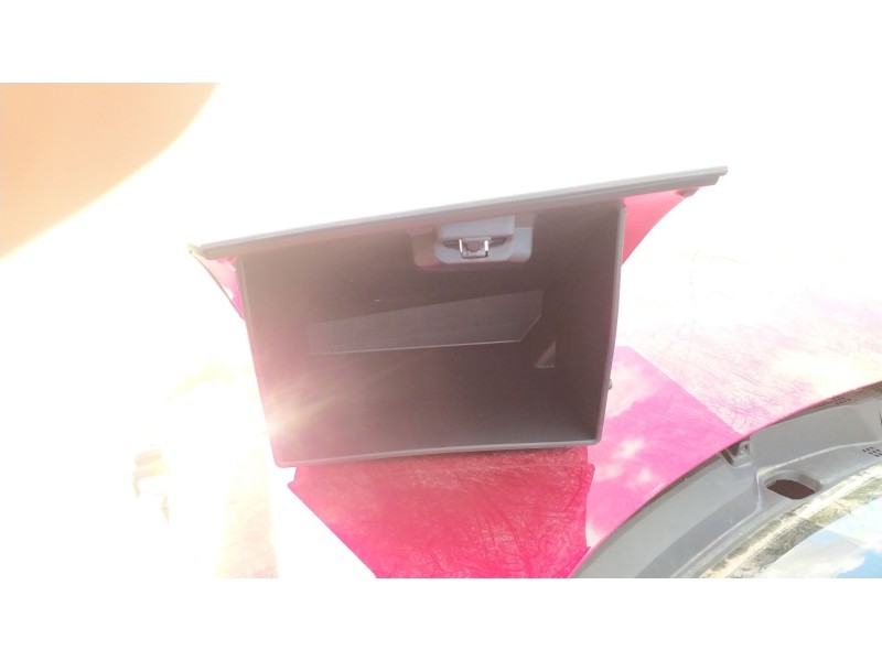 Recambio de guantera para mazda 2 hatchback (dl, dj) 1.5 skyactiv-g referencia OEM IAM DG7R6403002  