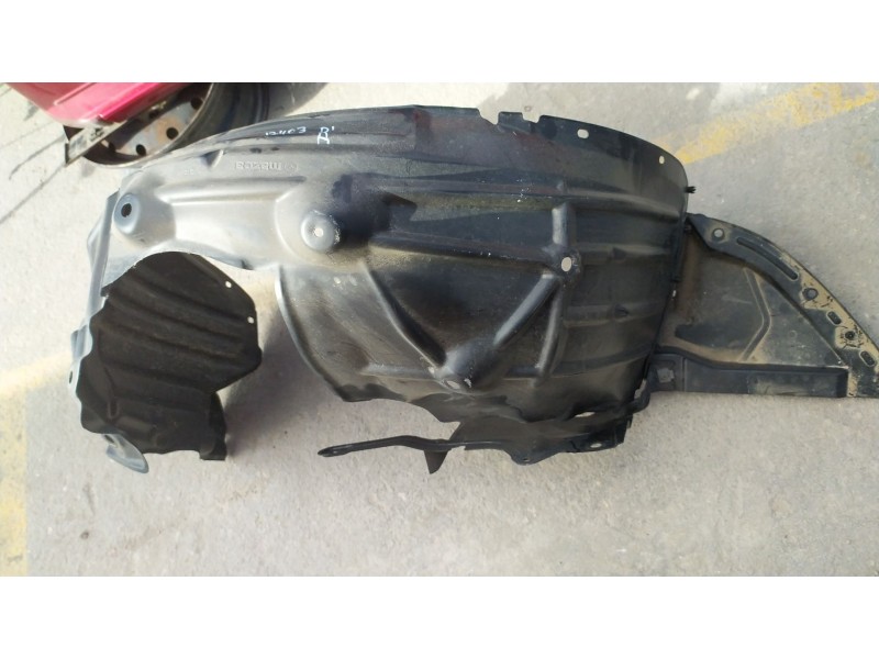 Recambio de plastico pase rueda del. izq. para mazda 2 hatchback (dl, dj) 1.5 skyactiv-g referencia OEM IAM D09H56141D  
