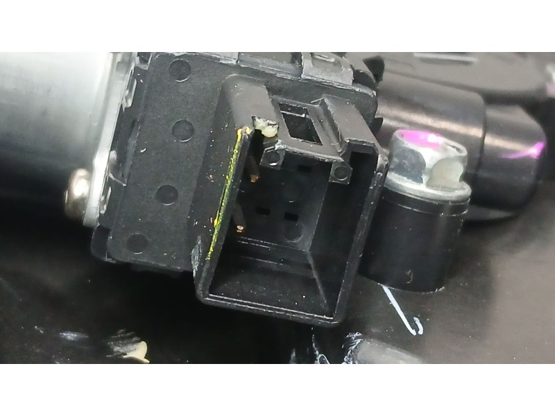 Recambio de elevalunas delantero derecho para mazda 2 hatchback (dl, dj) 1.5 skyactiv-g referencia OEM IAM DA6C58590A  