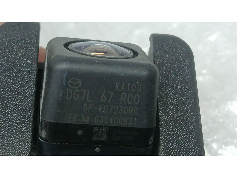 Recambio de camara vision trasera para mazda 2 hatchback (dl, dj) 1.5 skyactiv-g referencia OEM IAM DG7L67RC0  KD7230RC