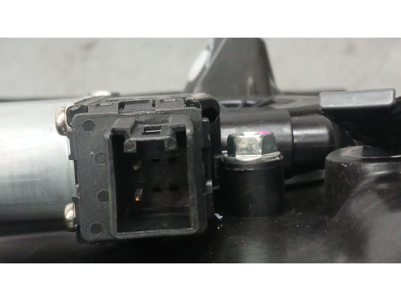 Recambio de elevalunas trasero derecho para mazda 2 hatchback (dl, dj) 1.5 skyactiv-g referencia OEM IAM DA6C72590A  