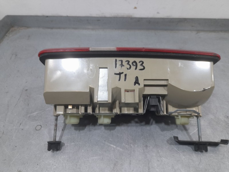 Recambio de piloto trasero izquierdo para land rover discovery i (lj) 2.5 tdi 4x4 referencia OEM IAM AMR1294  