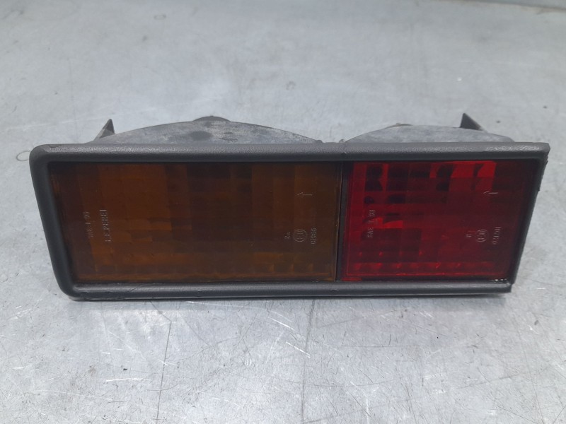 Recambio de piloto trasero derecho paragolpes para land rover discovery i (lj) 2.5 tdi 4x4 referencia OEM IAM AMR4790  