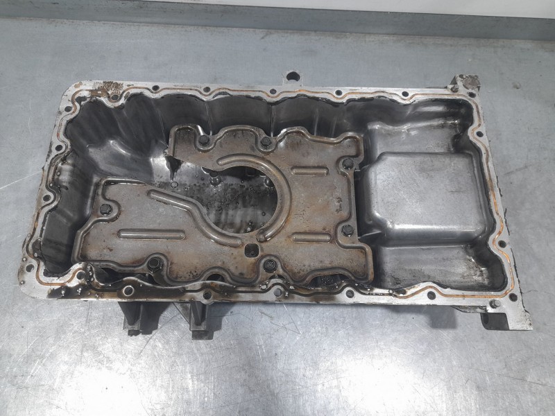 Recambio de carter para hyundai i30 (fd) 1.6 crdi referencia OEM IAM 21510-2A321  