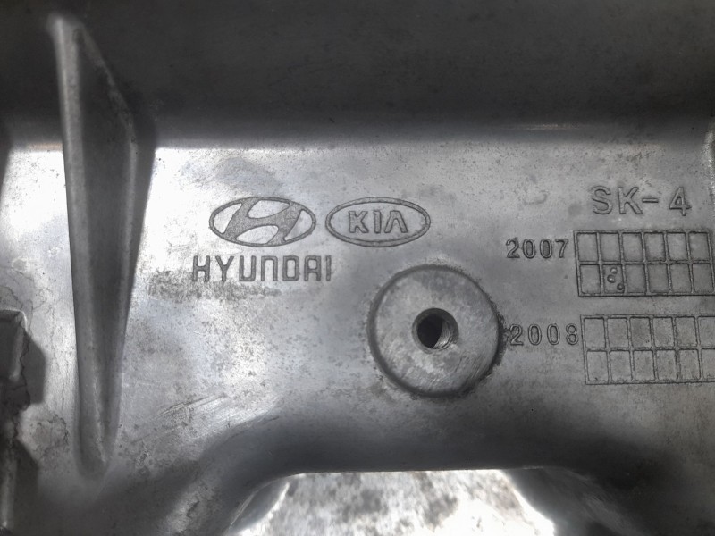 Recambio de carter para hyundai i30 (fd) 1.6 crdi referencia OEM IAM 21510-2A321  