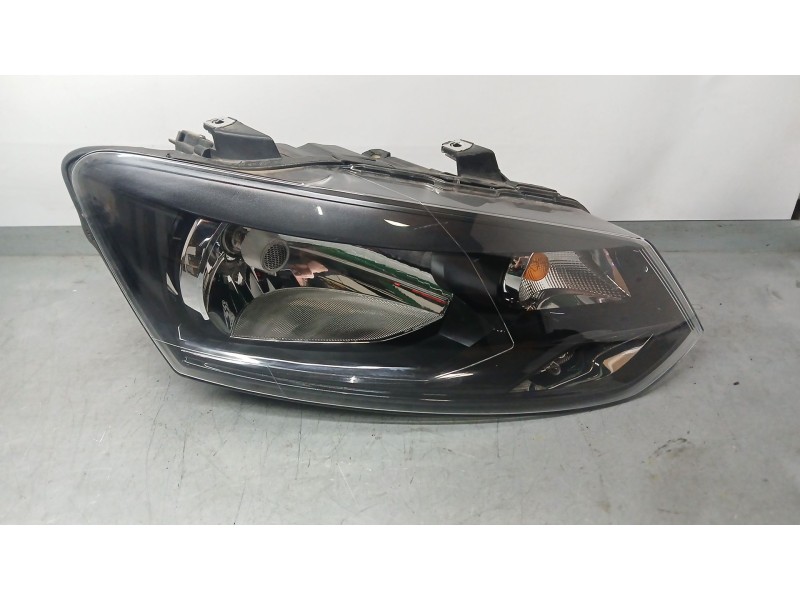 Recambio de faro derecho para volkswagen polo v (6r1, 6c1) 1.6 tdi referencia OEM IAM 6R1941016E  