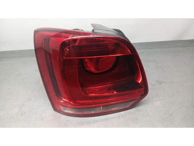 Recambio de piloto trasero izquierdo para volkswagen polo v (6r1, 6c1) 1.6 tdi referencia OEM IAM 6R0945095AH  