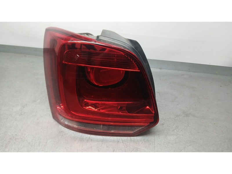 Recambio de piloto trasero izquierdo para volkswagen polo v (6r1, 6c1) 1.6 tdi referencia OEM IAM 6R0945095AH  