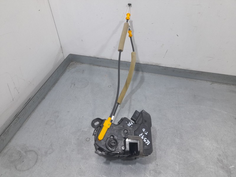 Recambio de cerradura puerta trasera derecha para jeep avenger (j2) electric referencia OEM IAM 9846870980 MONTADO EN PUERTA 