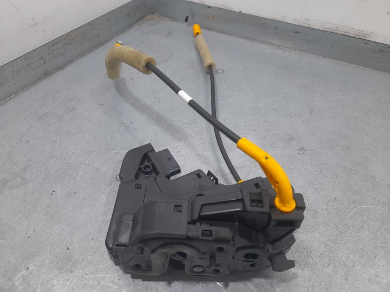 Recambio de cerradura puerta trasera derecha para jeep avenger (j2) electric referencia OEM IAM 9846870980 MONTADO EN PUERTA 