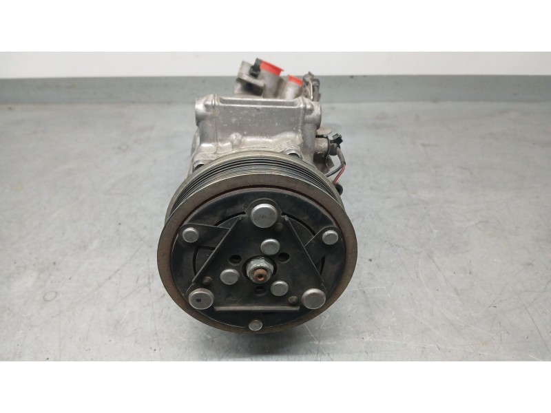 Recambio de compresor aire acondicionado para renault clio v (b7_) 1.0 lpg (b7mt) referencia OEM IAM 926008955R  