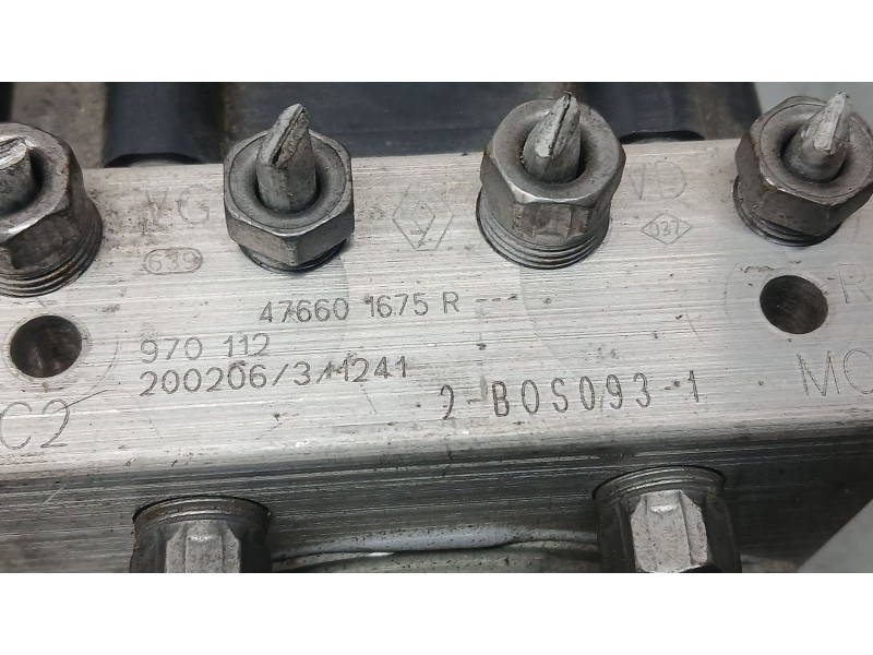 Recambio de abs para renault clio v (b7_) 1.0 lpg (b7mt) referencia OEM IAM 476600364R  