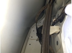 CERRADURA PUERTA TRASERA DERECHA 825007311R 