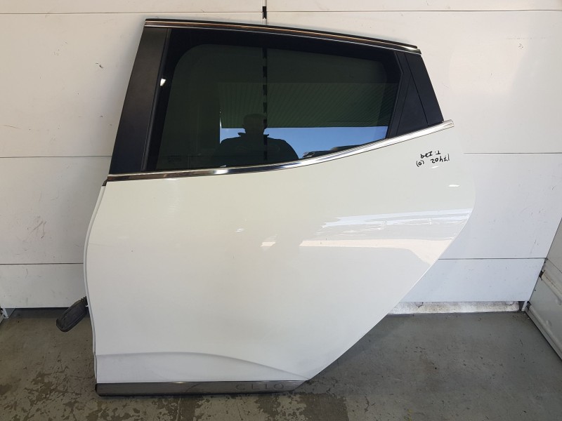 Recambio de puerta trasera izquierda para renault clio v (b7_) 1.0 lpg (b7mt) referencia OEM IAM 821017920R  
