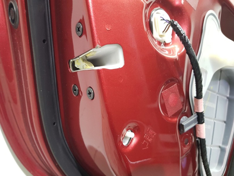 Recambio de cerradura puerta trasera izquierda para mazda 2 hatchback (dl, dj) 1.5 skyactiv-g referencia OEM IAM D09L73310  