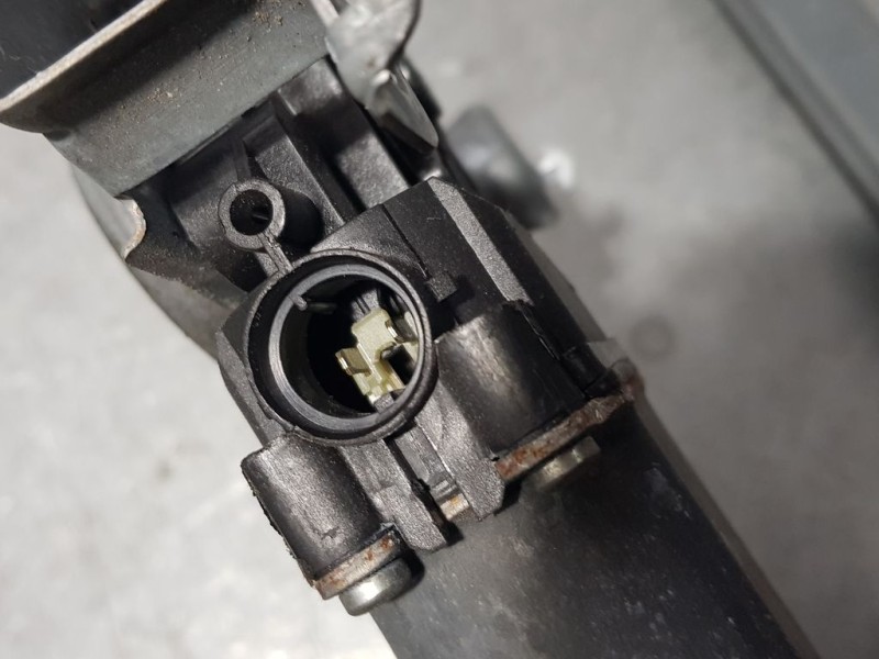 Recambio de elevalunas trasero izquierdo para nissan qashqai+2 (jj10) tekna referencia OEM IAM 82701EY11A  ELECTRICO 2 PINS