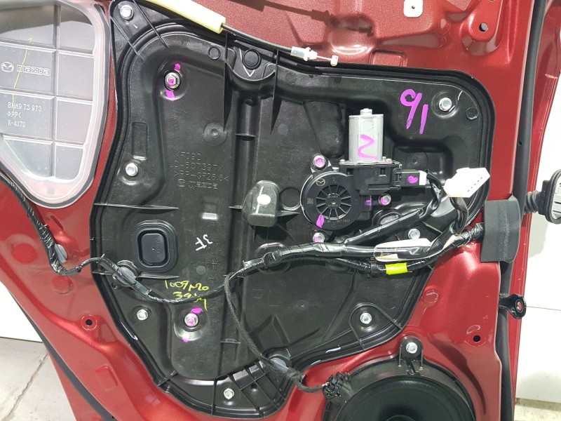 Recambio de elevalunas trasero izquierdo para mazda 2 hatchback (dl, dj) 1.5 skyactiv-g referencia OEM IAM DA6C73590A  