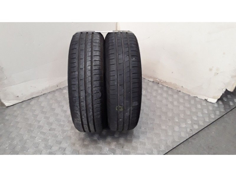 Recambio de neumatico pareja para neumaticos reutilizados - referencia OEM IAM 185651588H TRISTAR 195/65/15/88H