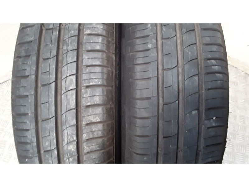 Recambio de neumatico pareja para neumaticos reutilizados - referencia OEM IAM 185651588H TRISTAR 195/65/15/88H