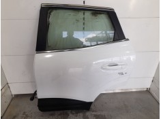 PUERTA TRASERA IZQUIERDA 821016878R QUEMADA 