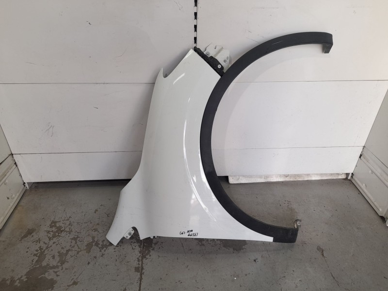 Recambio de aleta delantera derecha para renault kadjar (ha_, hl_) 1.5 blue dci 115 referencia OEM IAM 631000193R  