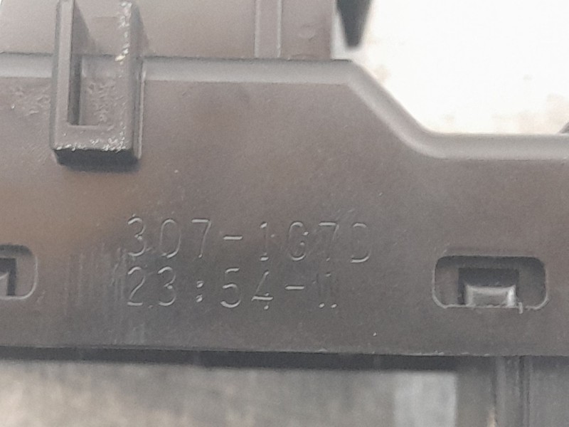 Recambio de mando elevalunas delantero derecho para lexus nx (_z1_) 300h (ayz10_) referencia OEM IAM 8481078010  
