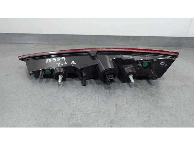 Recambio de piloto trasero izquierdo para renault captur ii techno referencia OEM IAM 265553734R  INTERIOR