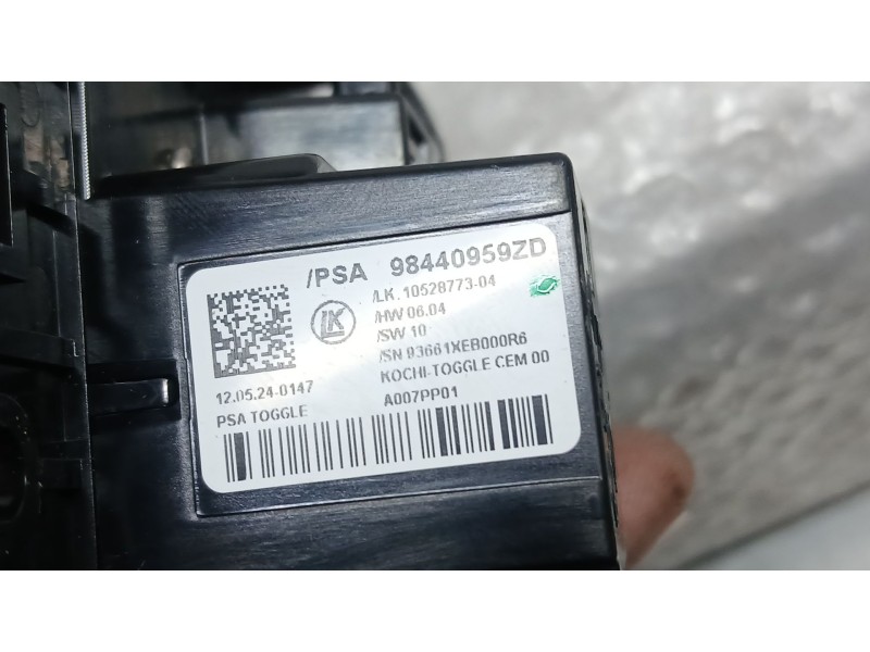 Recambio de palanca cambio para opel corsa f (p2jo) 1.2 (68) referencia OEM IAM 1680149380  