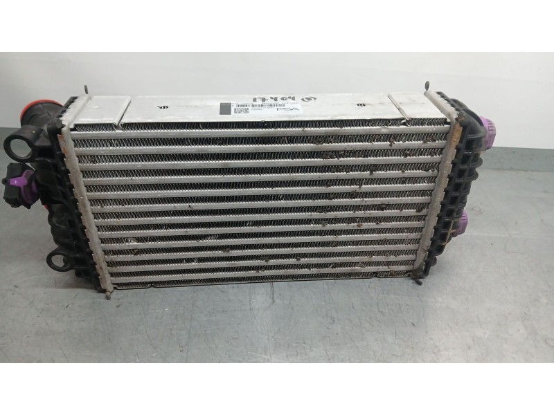 Recambio de intercooler para opel corsa f (p2jo) 1.2 (68) referencia OEM IAM 9824742280  