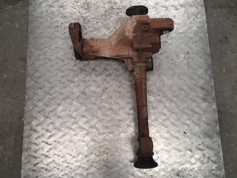 Recambio de diferencial delantero para porsche cayenne (typ 9pa) turbo referencia OEM IAM 4460310021  