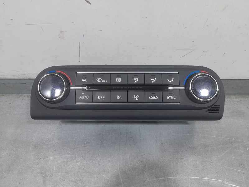 Recambio de mando climatizador para kia ceed (cd) 1.0 t-gdi referencia OEM IAM 97250J7201  