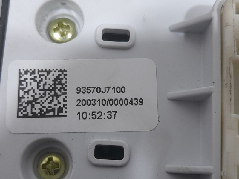 Recambio de mando elevalunas delantero izquierdo para kia ceed (cd) 1.0 t-gdi referencia OEM IAM 93571J7100 C/ MANDO RETROVISOR 