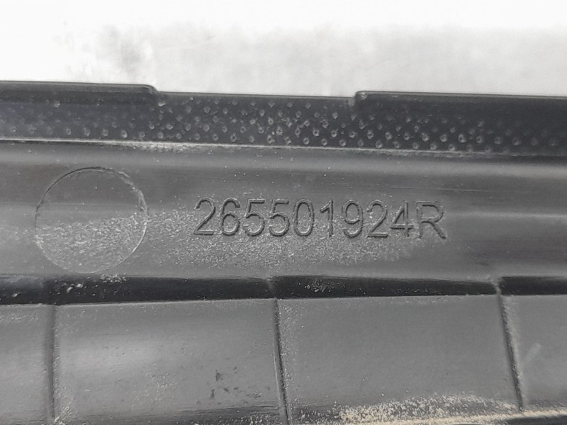 Recambio de piloto trasero derecho interior para renault clio v (b7_) tce 90 (b7mt) referencia OEM IAM 265503304R  