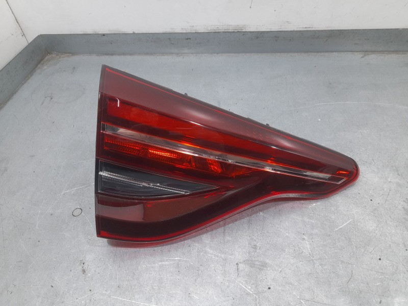 Recambio de piloto trasero izquierdo interior para renault clio v (b7_) tce 90 (b7mt) referencia OEM IAM 265553226R  